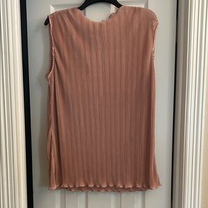Elegant Sleeveless Pleated Top - Pink